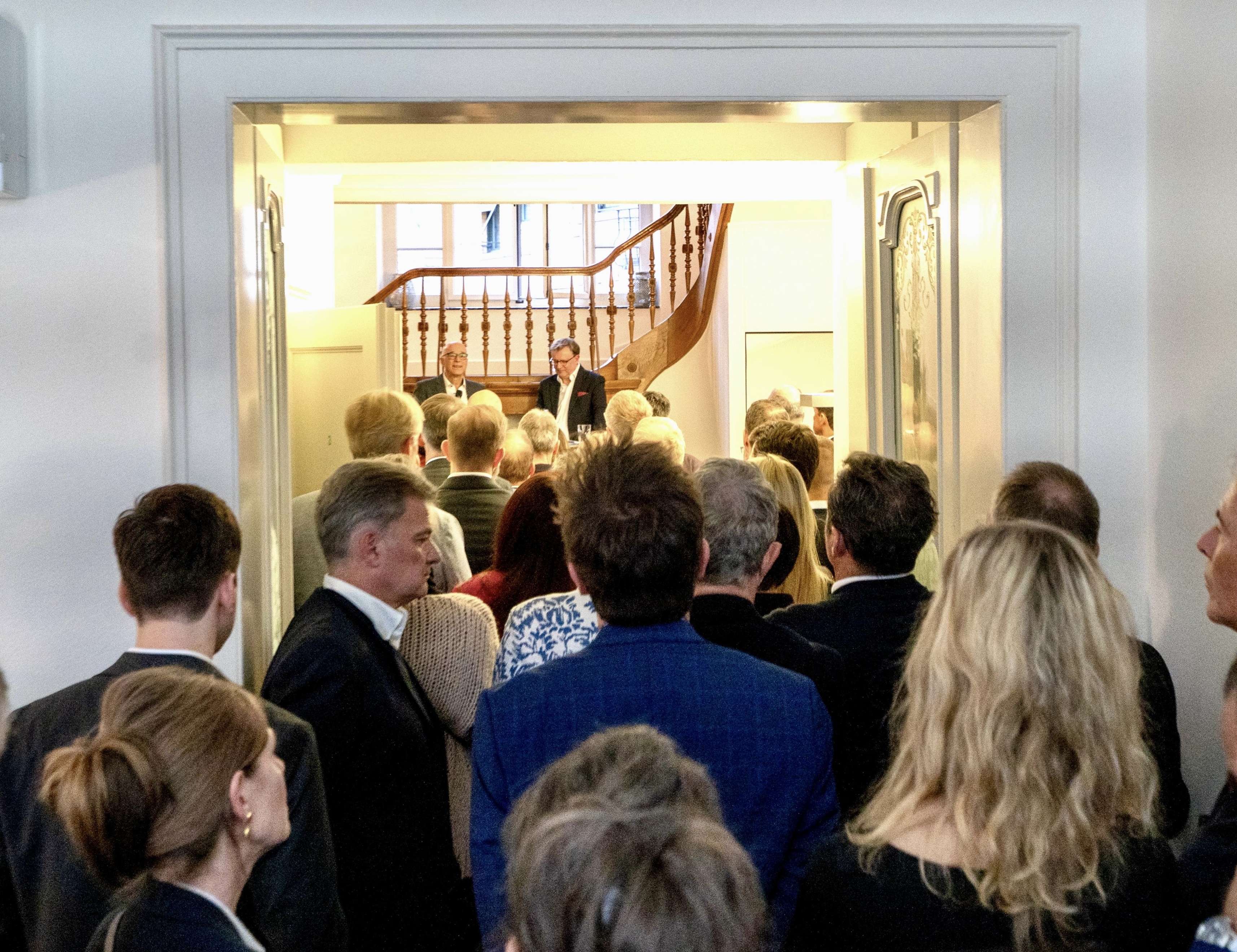 Inscrivez-vous pour recevoir des invitations exclusives aux Chalet Muri Talks !