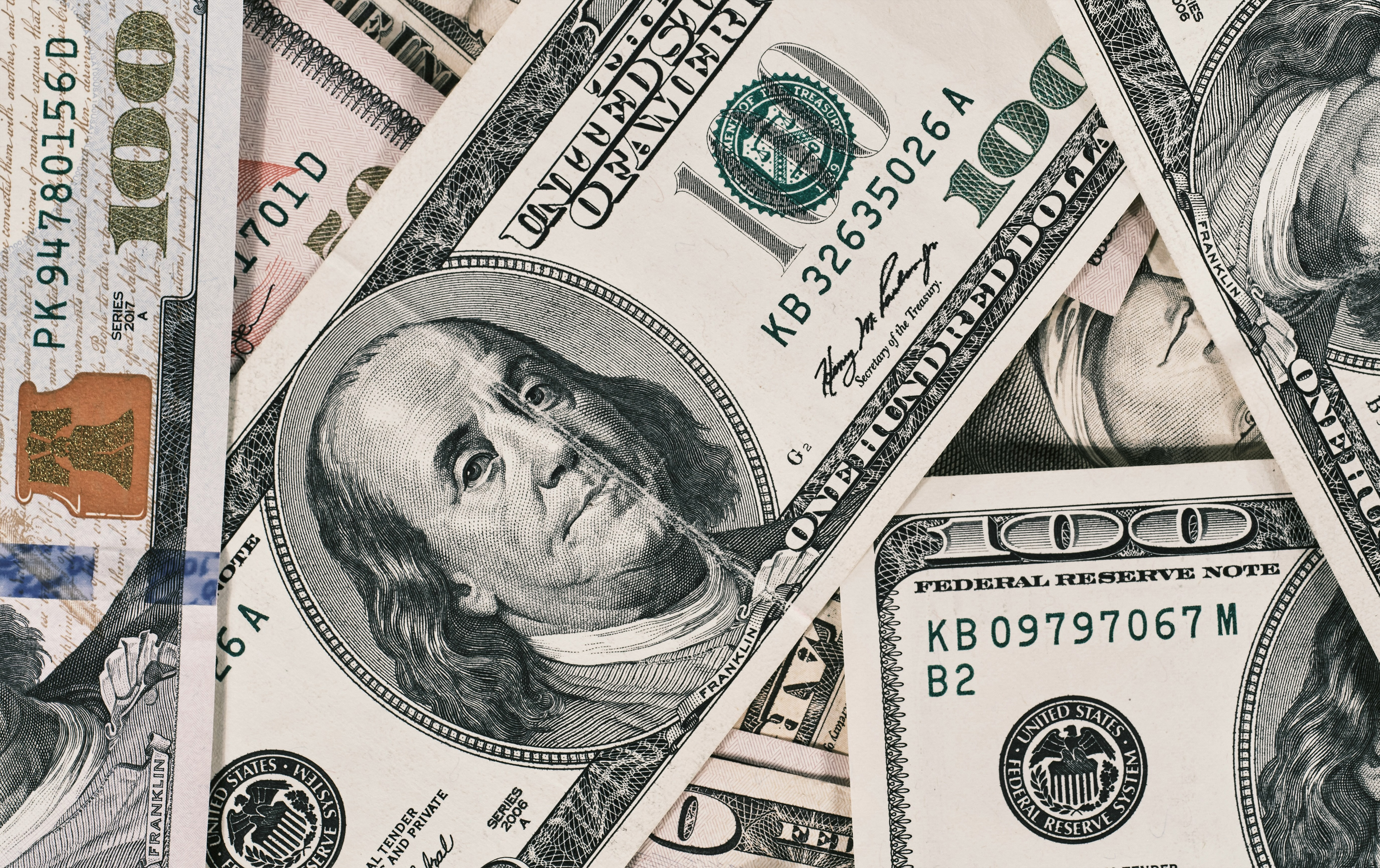 Soll man den US-Dollar absichern?